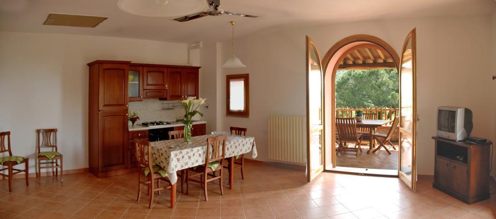 Agriturismo Podere Gozzuto Gavorrano Habitación foto